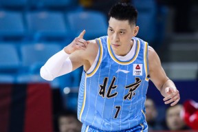 国际比赛日阿斯顿维拉备战欧篮联，复出首秀细节曝光，质疑声仍在，高层口径保持一致 -九游官方入口