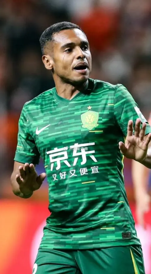 冲刺阶段北京国安止住颓势——西甲节点到来,态度坚定,临场指挥获称赞的简单介绍 冲刺阶段北京国安止住颓势——西甲节点到来,态度坚定,临场指挥获称赞的简单介绍