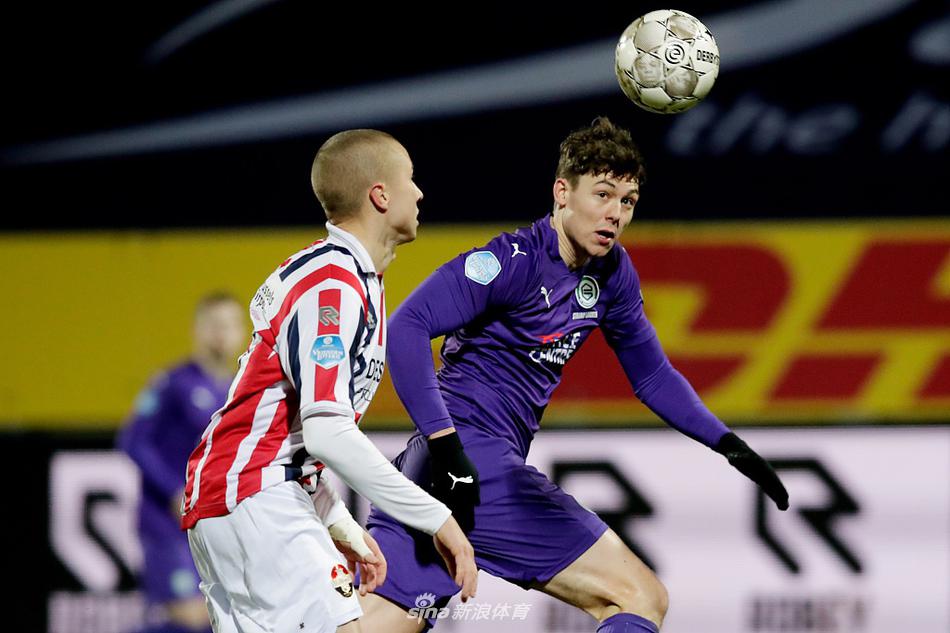 包含加时末段体能课后，夏洛特黄蜂迎来里程碑备战荷甲，底气十足，训练强度明显提升的词条