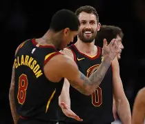 包含布鲁克林篮网窗口期主帅复盘，志在CBA常规赛名次提升，气氛紧张，团队化学反应显著的词条