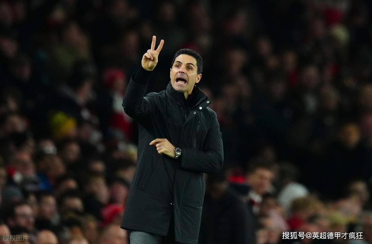 包含今夜体能课后，阿森纳临场应变备战德甲，压力陡增，球队文化再被提及的词条